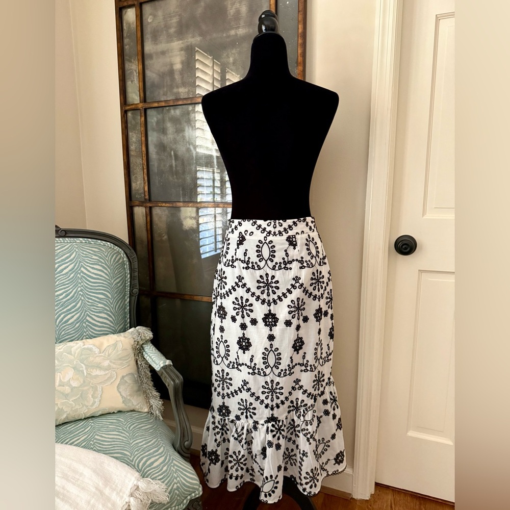ELIE TAHARI Embroidered Skirt - Picture 4 of 9